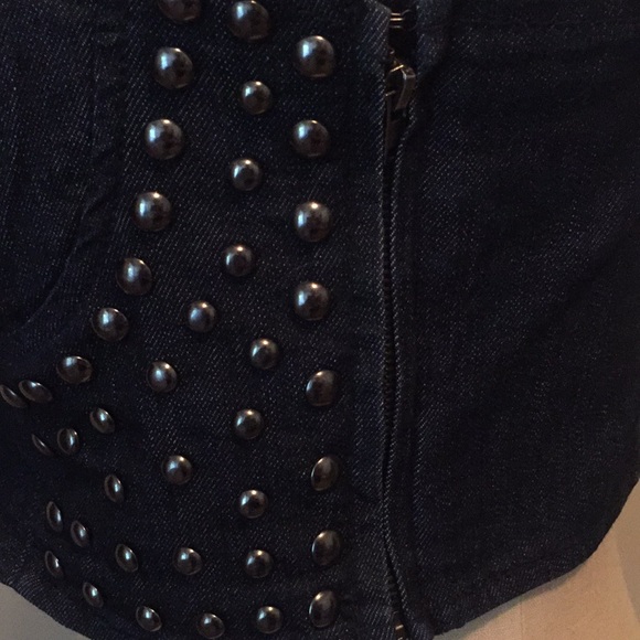 FOREVER 21 Studded Denim Crop Top - Picture 4 of 4